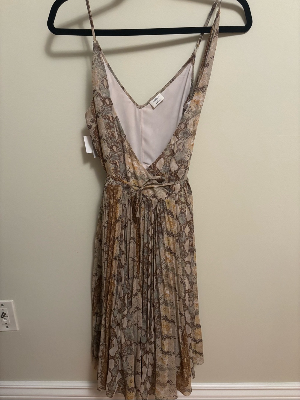 Wilfred Print Pleated Spaghetti-Strap Dress - Neutral